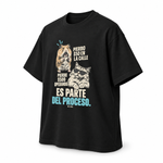 Es Parte del Proceso — Oversized Trading T-Shirt, Black, product angle on white background
