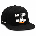 Mi Stop Se Respeta — Snapback Hat, Black, product angle on white background