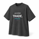 Mi Último Trade — Embusteee — Oversized Trading T-Shirt, Dark Grey, product angle on white background